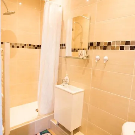 Appartement Уютная, Светлая Двухкомнатная Квартира Недалеко От Парка Астерих